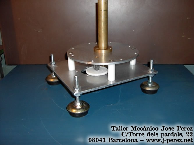 Mecanización y montaje de un soporte para base giratoria motor paso a paso